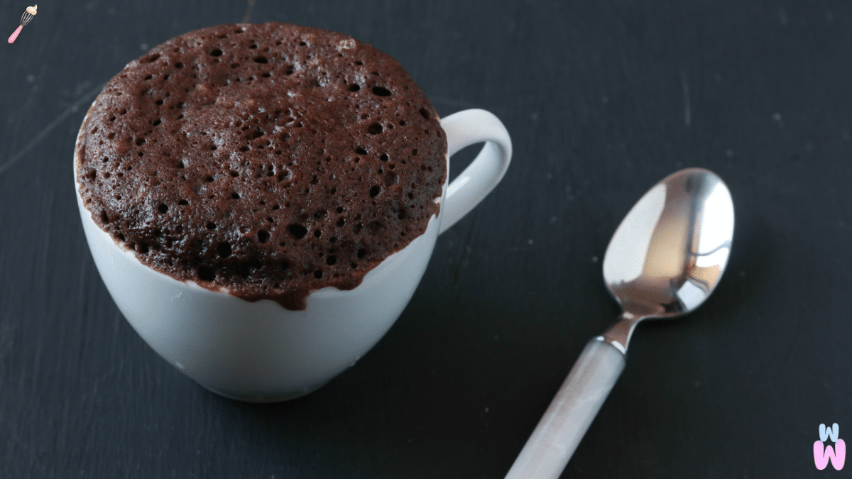 5-Minute Vegan Mug Cake – Ultimate No-Bake Dessert in 1 Step 7 5 minute vegan mug cake featured
